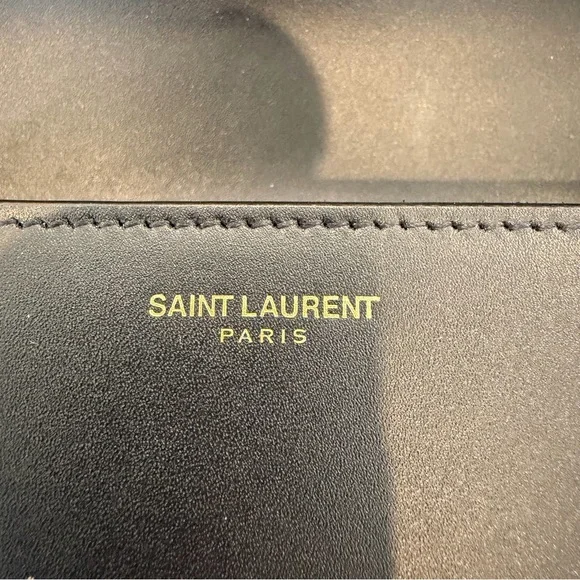 Saint Laurent Black Boston shoulder bag - Picture 8 of 14